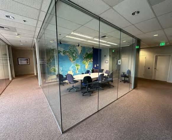 More Photos Of 2828 S Corbett Ave, Portland Office For Sale