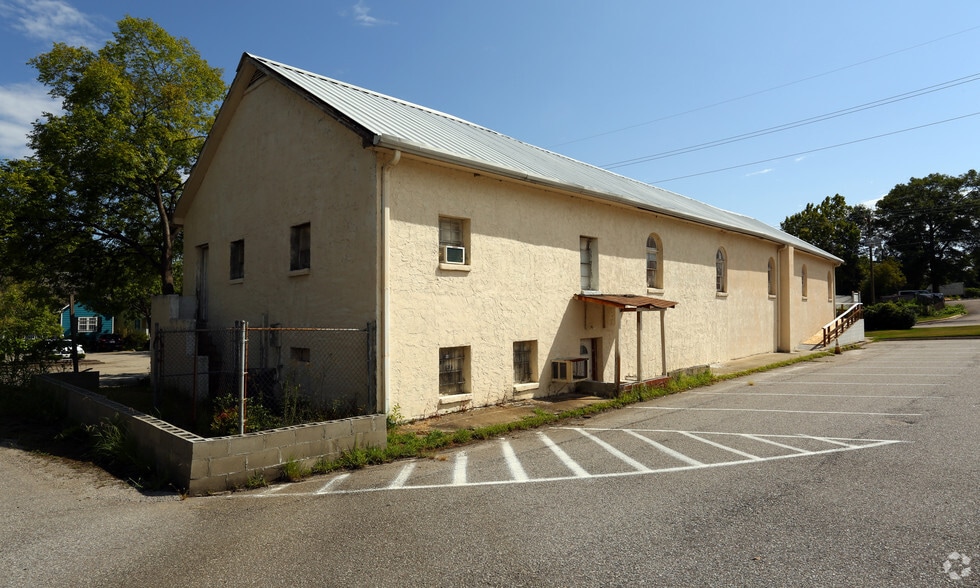 More Photos Of 1913 Gregg St, Columbia Religious Facility For Sale