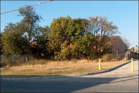 More Photos Of 824 S Laredo St, San Antonio Warehouse For Sale