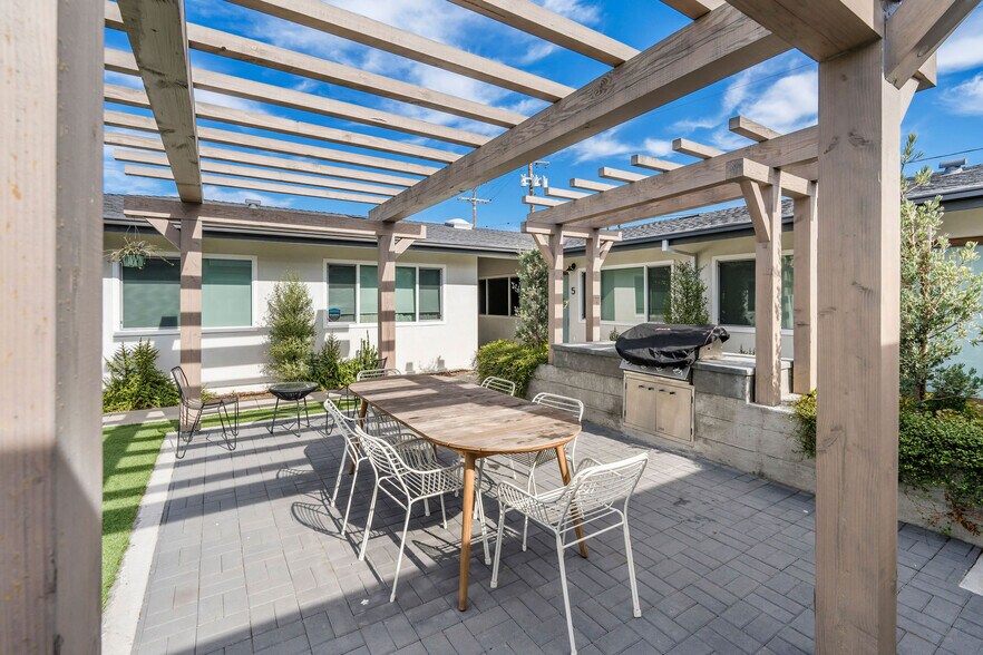 More Photos Of 17302 Ermanita Ave, Torrance Apartments For Sale