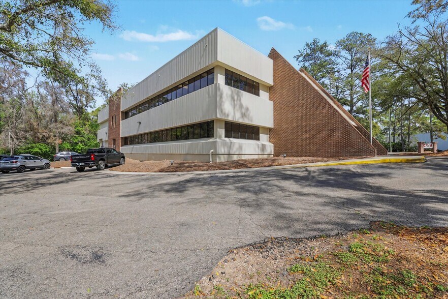 More Photos Of 3660 Hartsfield Rd, Tallahassee Office For Sale