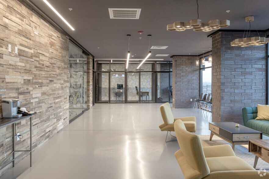 More Photos Of 520 Cliff St, Fairview Apartments For Sale