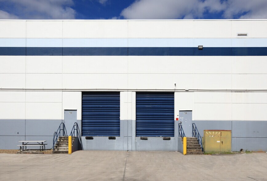 More Photos Of 602 S Military Trl, Deerfield Beach Unknown For Lease