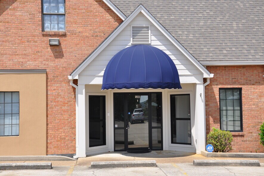 More Photos Of 1205 22nd Ave, Meridian Office For Lease