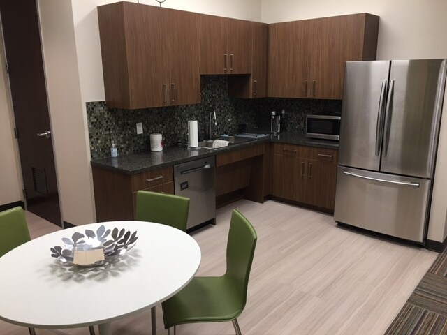 More Photos Of 5920 W William Cannon Dr, Austin Coworking Space