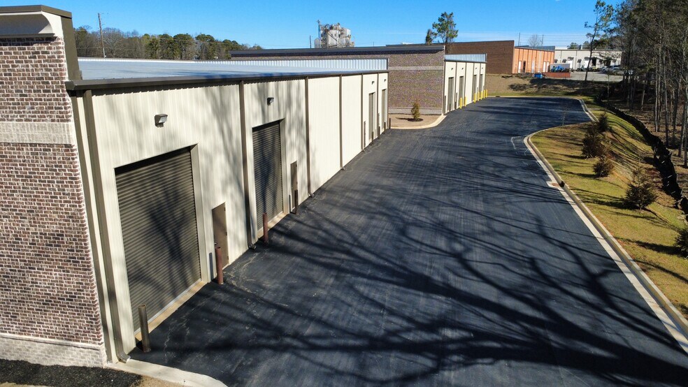 More Photos Of 4627 Atlanta Hwy, Flowery Branch Warehouse For Sale