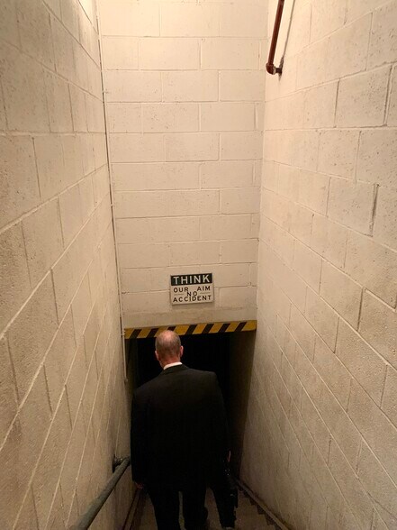 More Photos Of 240 Chestnut St, Liberty Warehouse For Lease