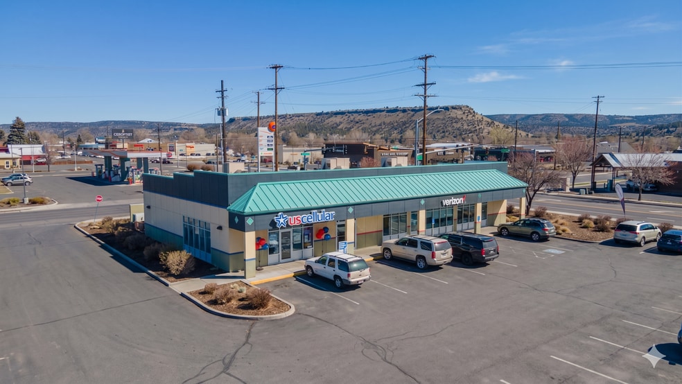 Primary Photo Of 1565 NE 3rd St, Prineville General Retail For Lease
