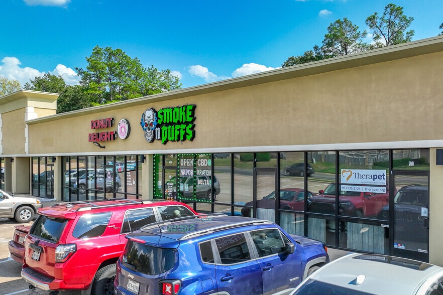 More Photos Of 3400-3502 S Broadway, Tyler Unknown For Lease