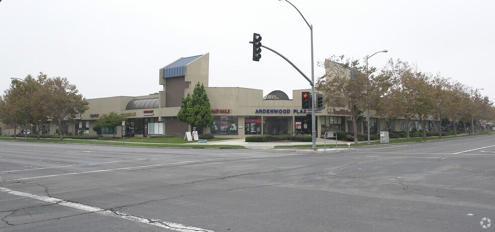 More Photos Of 4900-4966 Paseo Padre Pky, Fremont Unknown For Lease