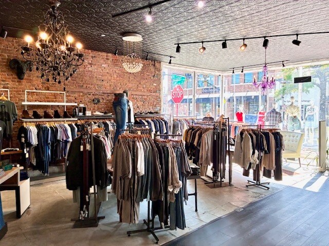 More Photos Of 1801 21st Ave S, Nashville Storefront Retail Residential For Sale