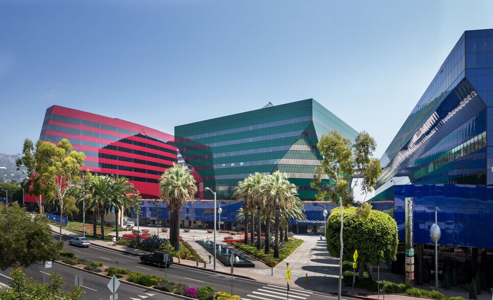 More Photos Of 8687 Melrose Ave, West Hollywood Unknown For Sale