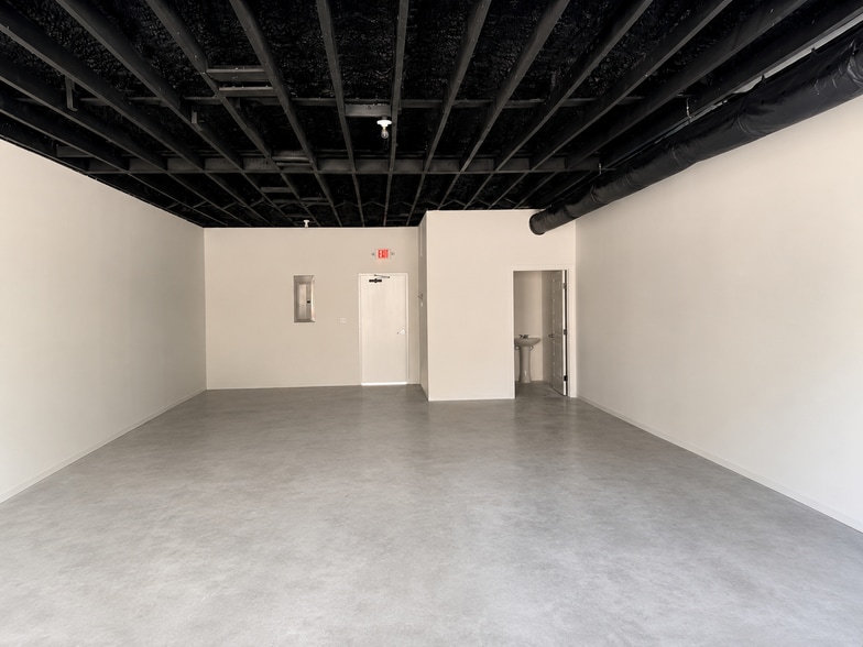 More Photos Of 1501-1509 Paulsen St, Savannah Unknown For Lease