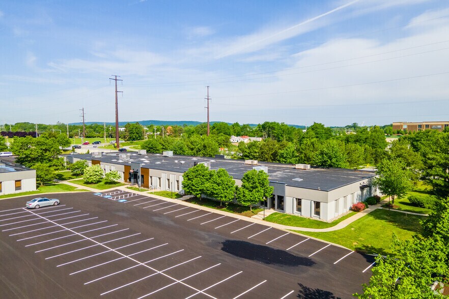 More Photos Of 999 Old Eagle School Rd, Wayne Office For Lease