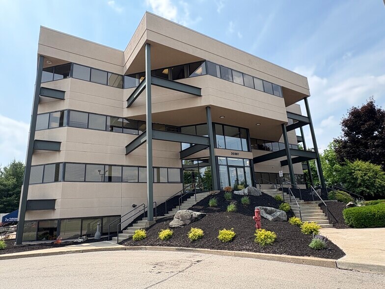 More Photos Of 20397 Route 19 N, Cranberry Township Office For Lease