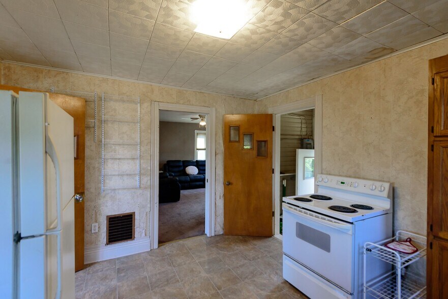 More Photos Of 1108 Humphrey St, Monroe Apartments For Sale