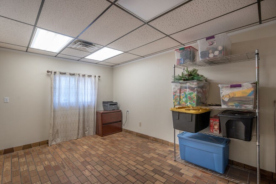 More Photos Of 810 S Stockton Ave, Monahans General Retail For Lease