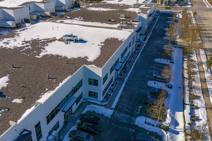 More Photos Of 19288 22nd Ave, Surrey Warehouse For Lease