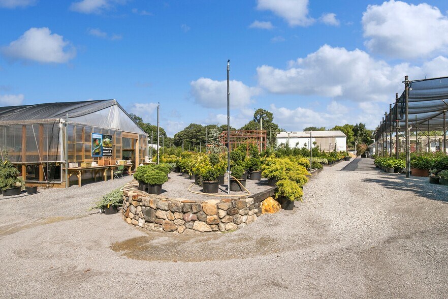 More Photos Of 185 N Country Rd, Mount Sinai Garden Center For Sale