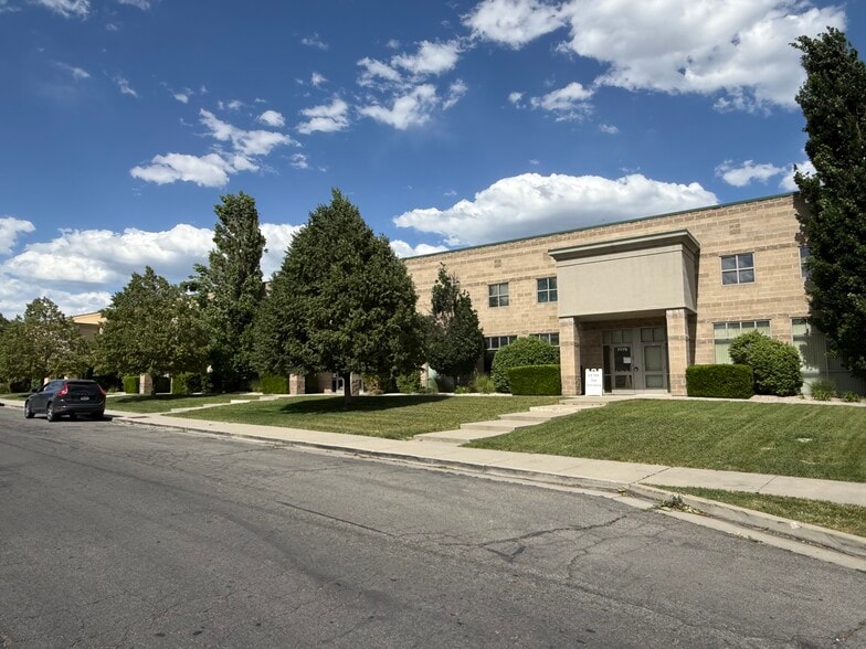 Primary Photo Of 7777 S Allen St, Midvale Light Manufacturing For Sale
