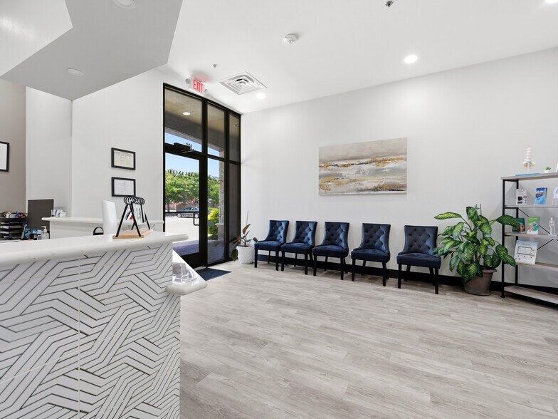 More Photos Of 6550 Naaman Forest Blvd, Garland Medical For Lease