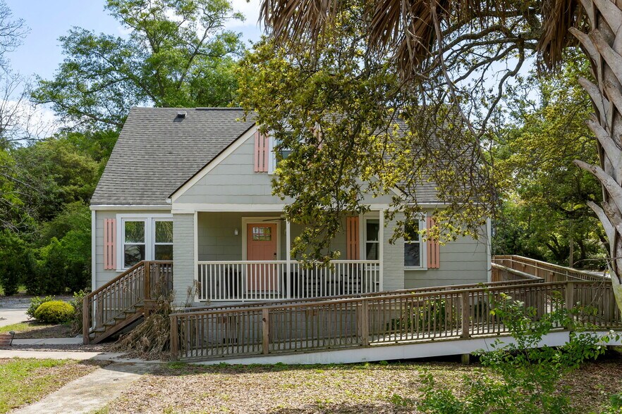More Photos Of 1536 Folly Rd, Charleston Medical For Lease