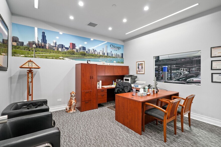 More Photos Of 500 Mitchell Rd, Glendale Heights Warehouse For Sale