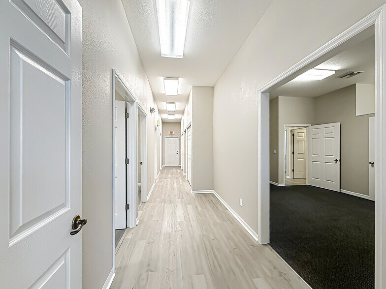 More Photos Of 15151 S US Highway 441, Summerfield Medical For Sale