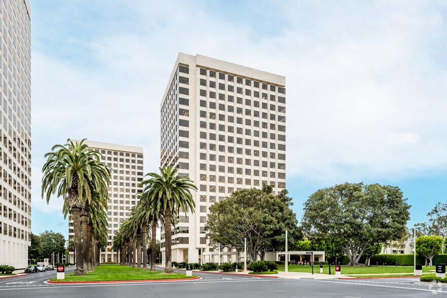 More Photos Of 3 Park Plaza, Irvine Office For Lease