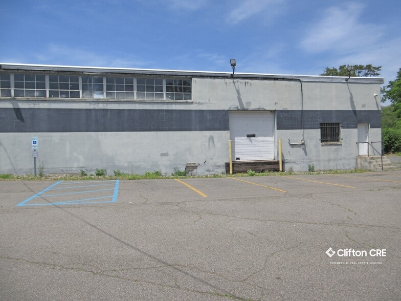 More Photos Of 285 Highland Cross, Rutherford Warehouse For Sale