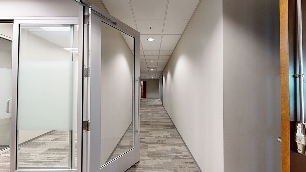 More Photos Of 12470 Telecom Dr, Tampa Office For Lease