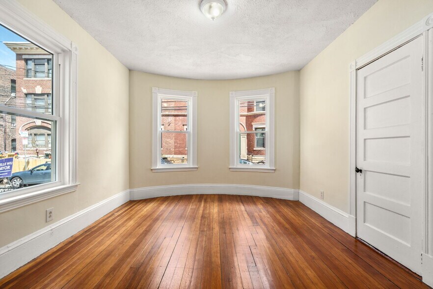 More Photos Of 10 Royal St, Boston Multifamily For Sale