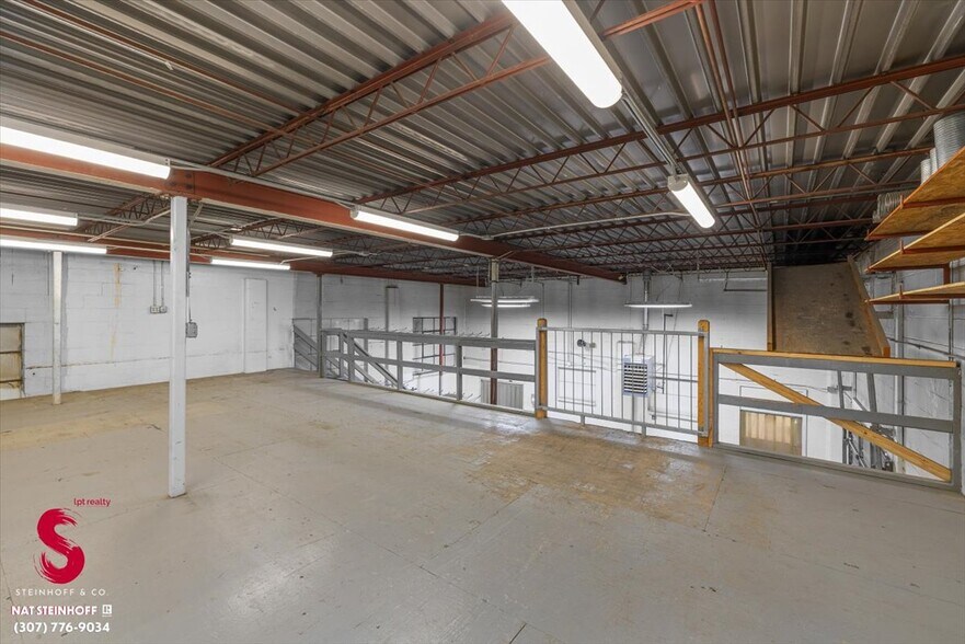 More Photos Of 4113 W Yellowstone Hwy, Casper Flex For Sale