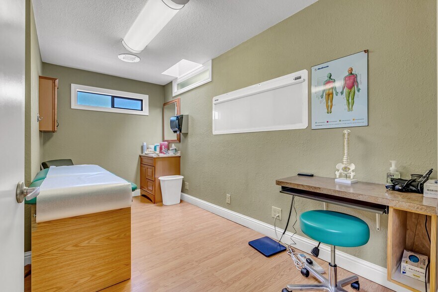 More Photos Of 2291 Pacheco St, Concord Medical For Lease