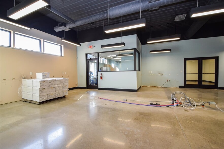 More Photos Of 1405 Mill Race Dr, Salem Industrial For Sale