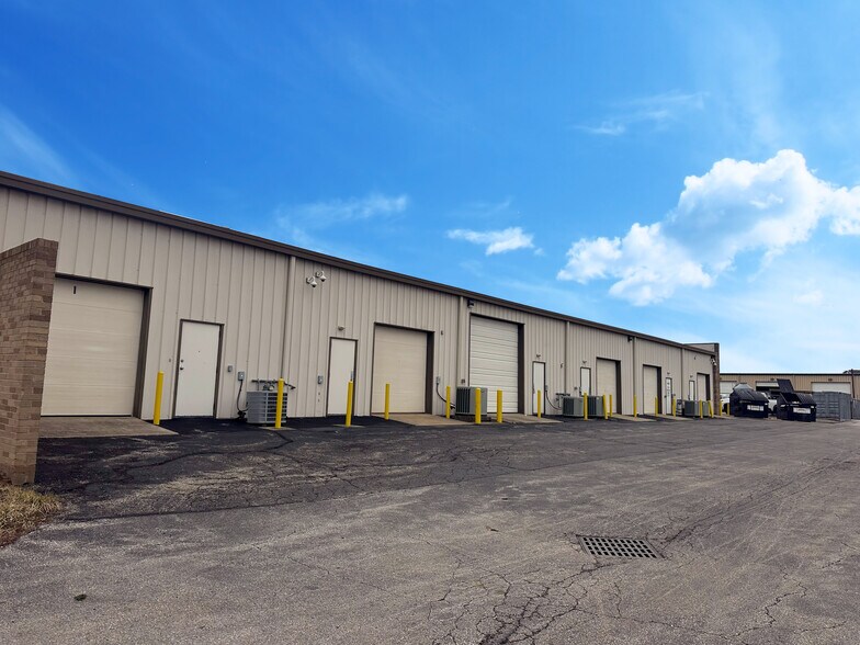 More Photos Of 4465-4475 Professional Pky, Groveport Flex For Sale