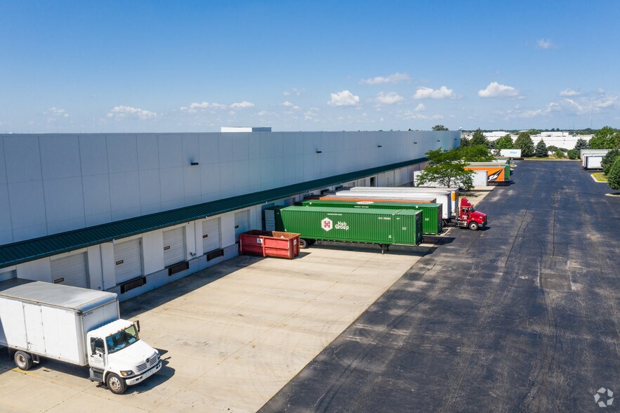 More Photos Of 303 Munroe Dr, Bloomingdale Warehouse For Lease