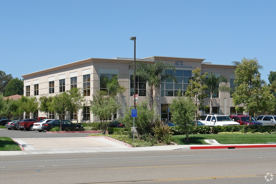 More Photos Of 1122 Bristol St, Costa Mesa Medical For Lease