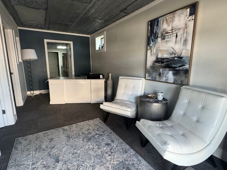 More Photos Of 200 S Main St, Keller Office For Sale