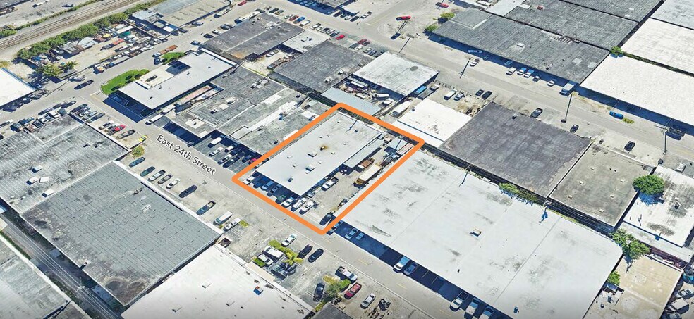 More Photos Of 1050 E 24th St, Hialeah Warehouse For Sale