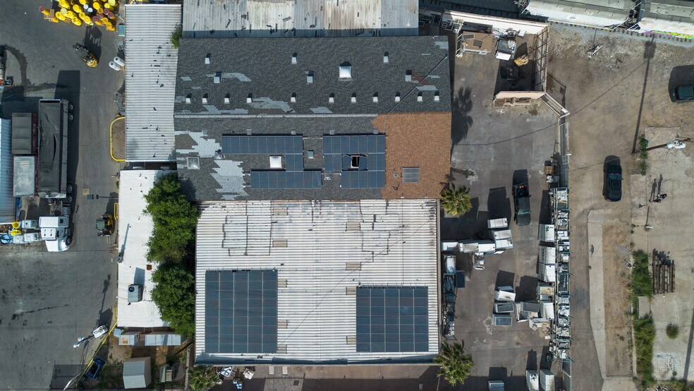 More Photos Of 1302 W Lincoln St, Phoenix Warehouse For Sale