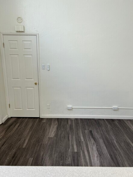 More Photos Of 4425-4429 E Anaheim St, Long Beach, Long Beach Storefront Retail Office For Lease
