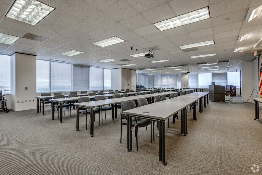 More Photos Of 100 Glenborough Dr, Houston Office For Lease