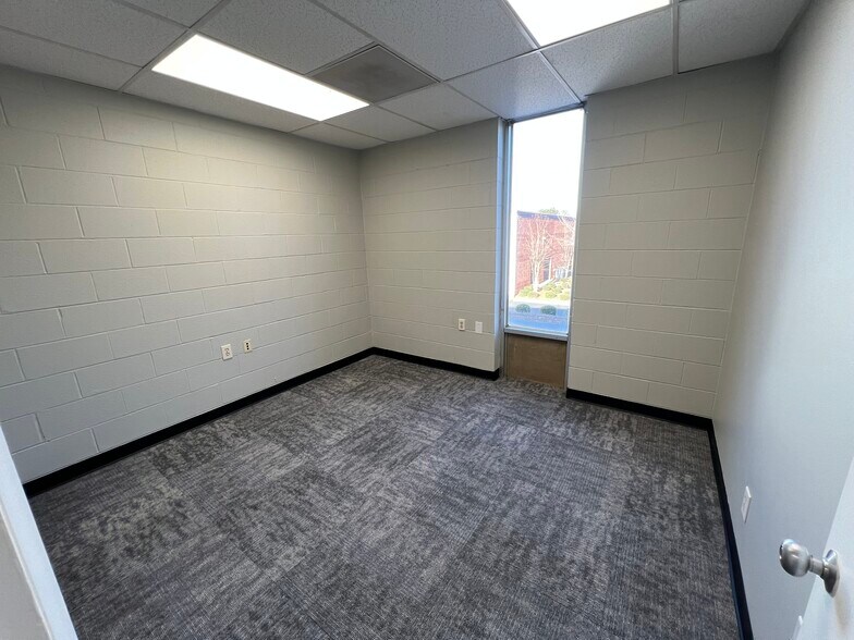 More Photos Of 1100 Culp Rd, Pineville Warehouse For Lease