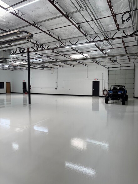 More Photos Of 2542 S 3400 W, Salt Lake City Light Manufacturing For Lease