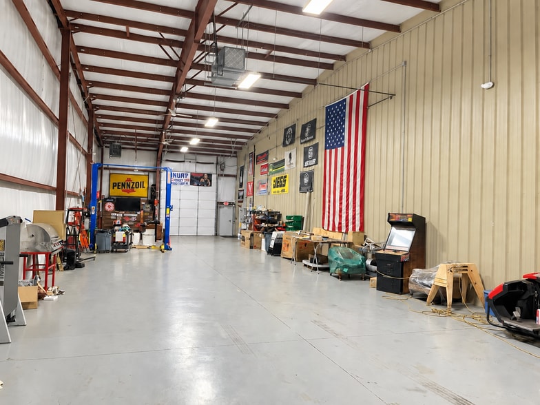 More Photos Of 3753 Round Bottom Rd, Cincinnati Warehouse For Lease