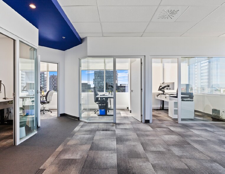 More Photos Of 5005 Boul Lapinière, Brossard Office For Lease