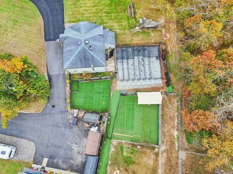 More Photos Of 170 S Hope Chapel Rd, Jackson Specialty For Sale