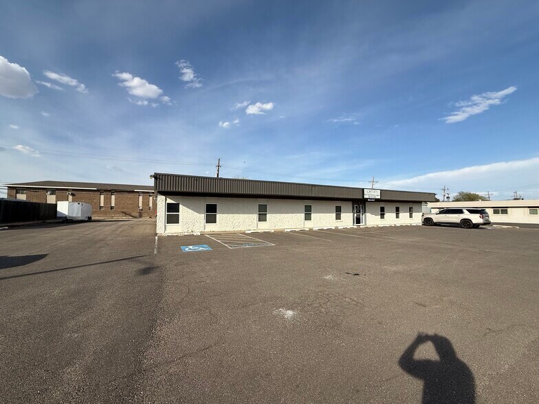 More Photos Of 3706 Mockingbird Ln, Amarillo Office For Sale