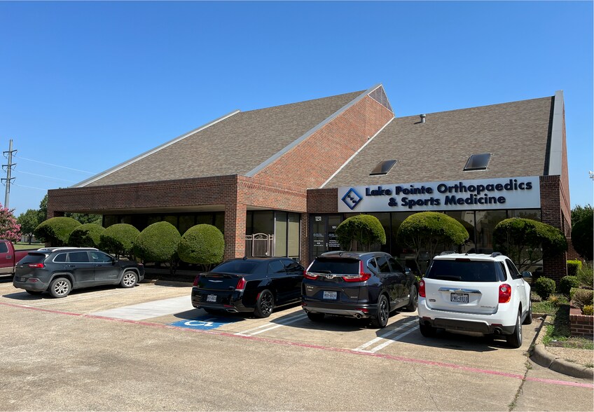 Primary Photo Of 1231 E Belt Line Rd, Richardson Medical For Lease
